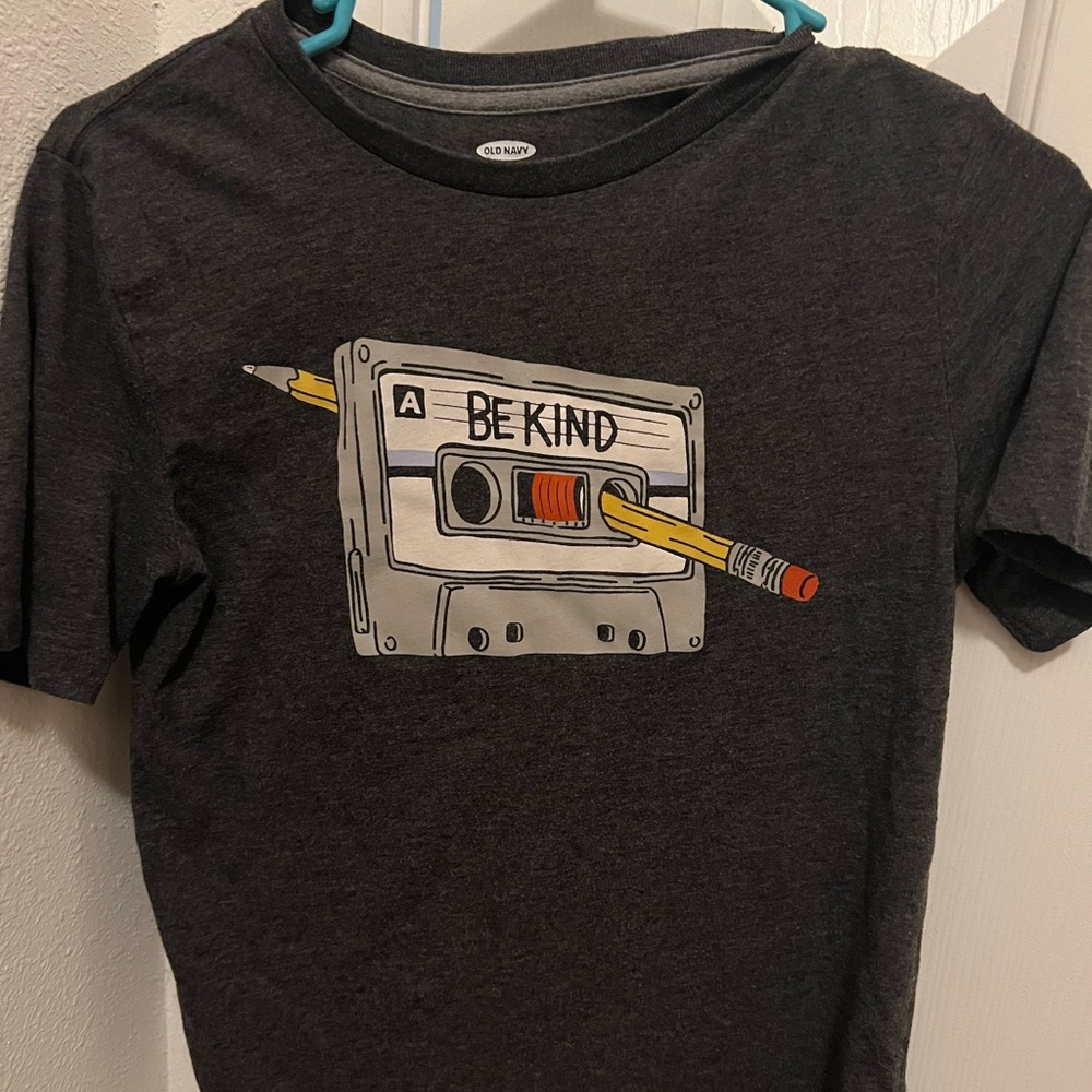 Old Navy rewind t shirt 14-16 pre owned